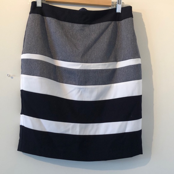 Sz4 stretch Cleo petites striped skirt - Picture 4 of 8